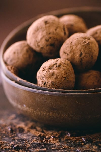 Vegan Cocoa Truffles - for healthy super bowl desserts recipe round up