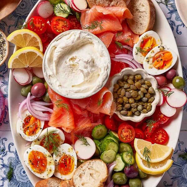 Smoked salmon appetizer platter from the top view.